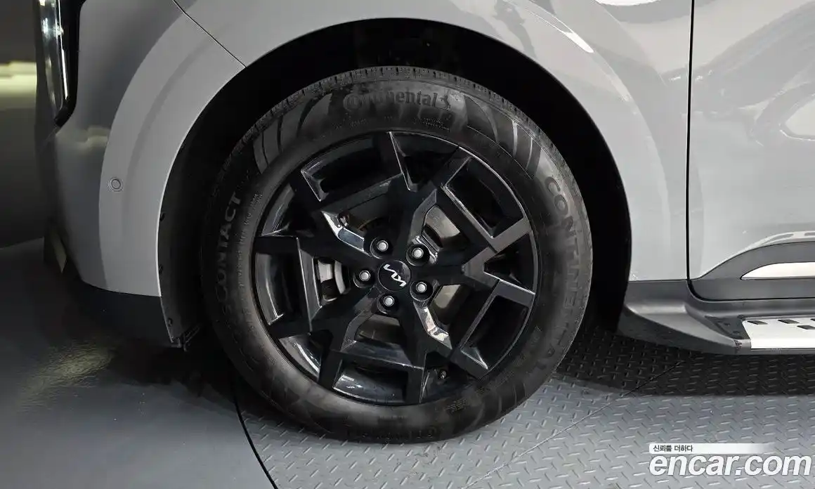 Kia Canival 2024 1.6 Автомат в Москве № 534413, фото 5