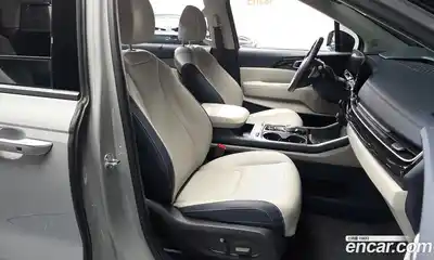 Kia Canival 2024 1.6 Автомат в Москве № 534413, миниатюра 10