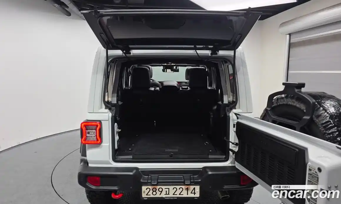 Jeep Wrangler 2022 2.0 Автомат в Москве № 534759, фото 20