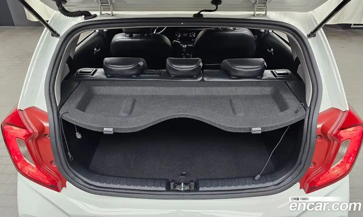 Kia Morning 2022 1.0 Автомат в Москве № 534886, фото 20