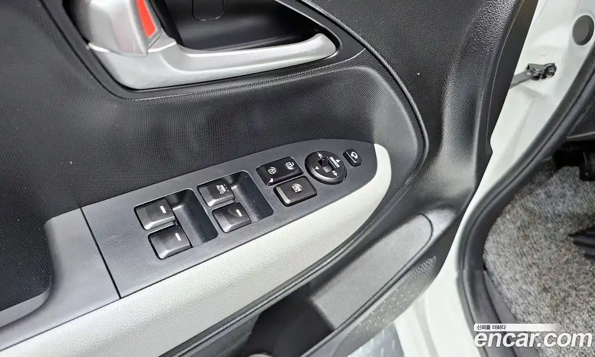 Kia Ray 2023 1.0 Автомат в Москве № 535028, фото 18