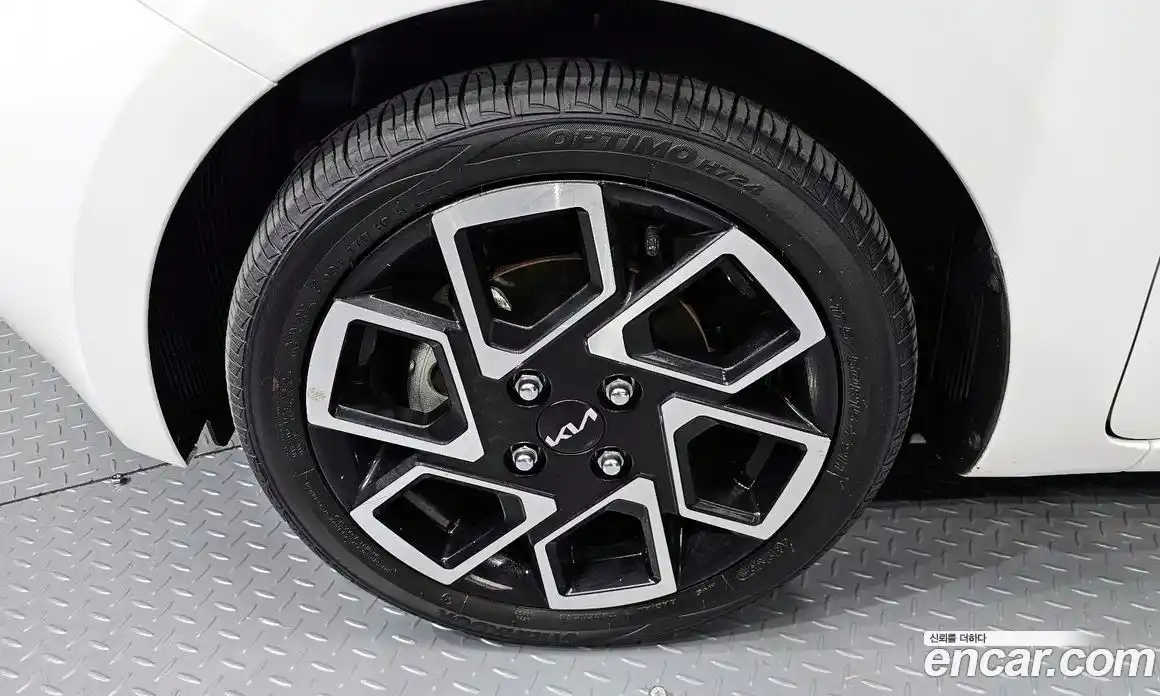 Kia Ray 2023 1.0 Автомат в Москве № 535028, фото 5