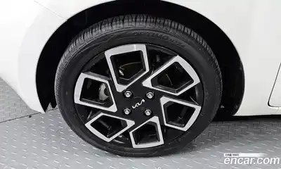 Kia Ray 2023 1.0 Автомат в Москве № 535028, миниатюра 5