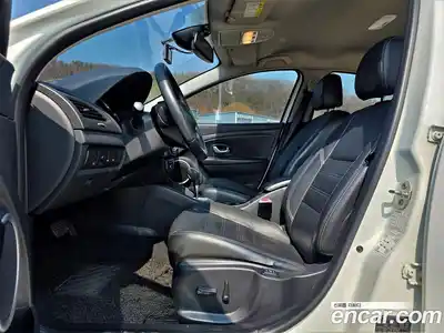 Renault SM3 2015 1.6 Автомат в Москве № 536354, миниатюра 11