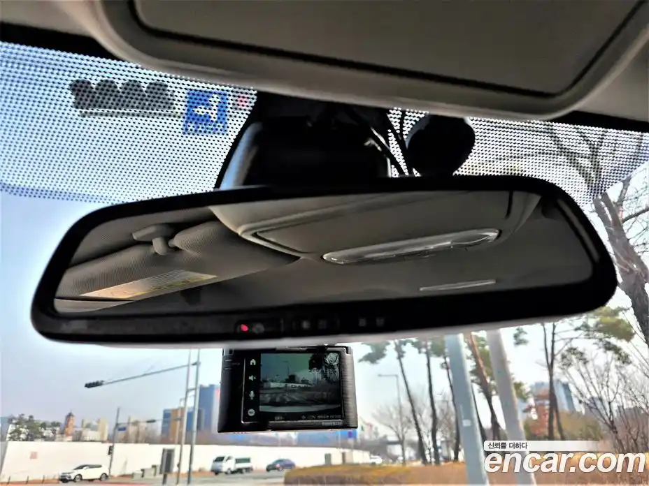 Renault SM3 2015 1.6 Автомат в Москве № 536354, фото 13