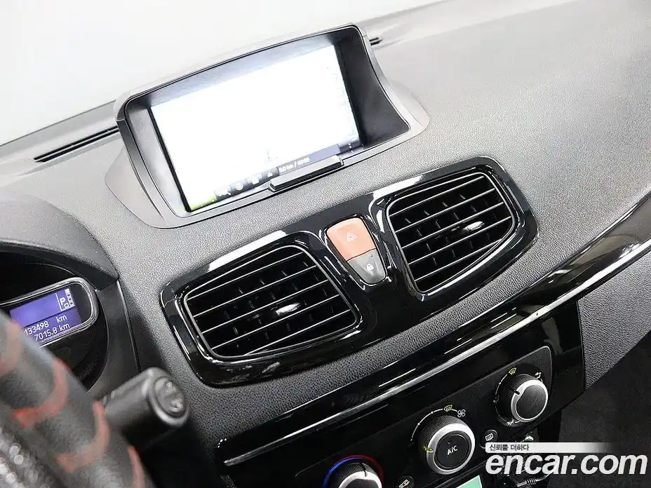 Renault SM3 2016 1.6 Автомат в Москве № 537165, фото 8