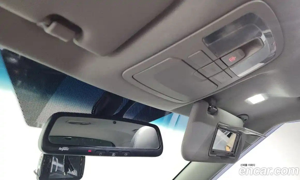 SsangYong TIBOLI 2015 1.6 Автомат в Москве № 539343, фото 17