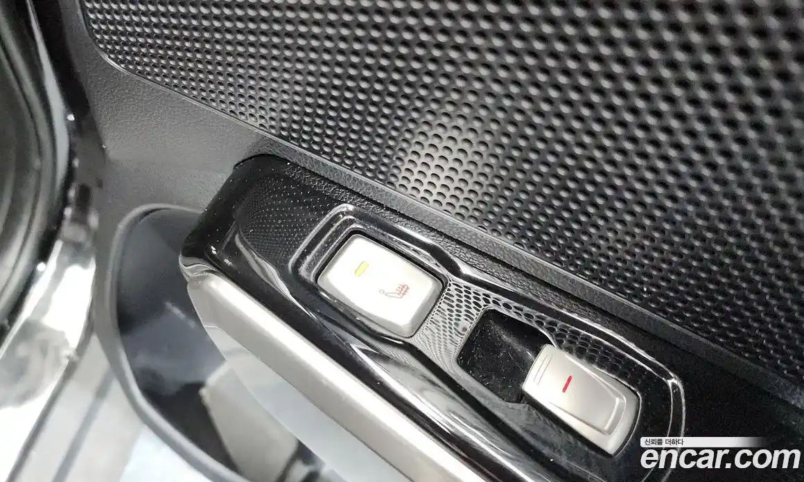 SsangYong TIBOLI 2015 1.6 Автомат в Москве № 539343, фото 19