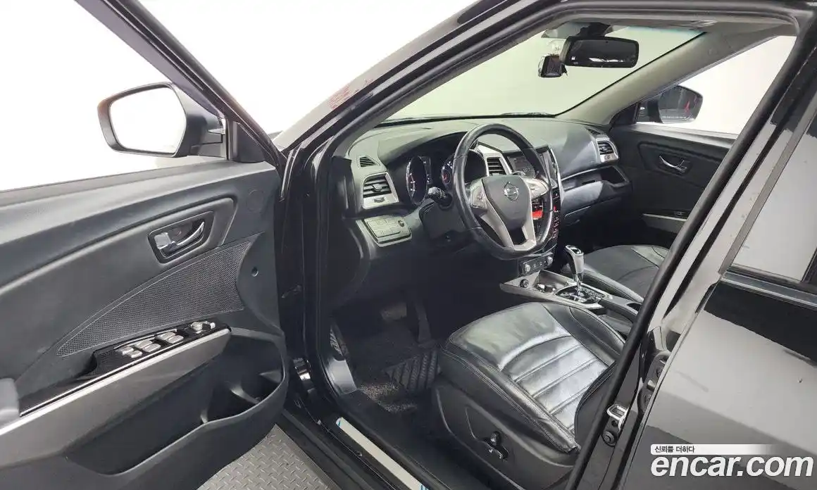 SsangYong TIBOLI 2015 1.6 Автомат в Москве № 539343, фото 10