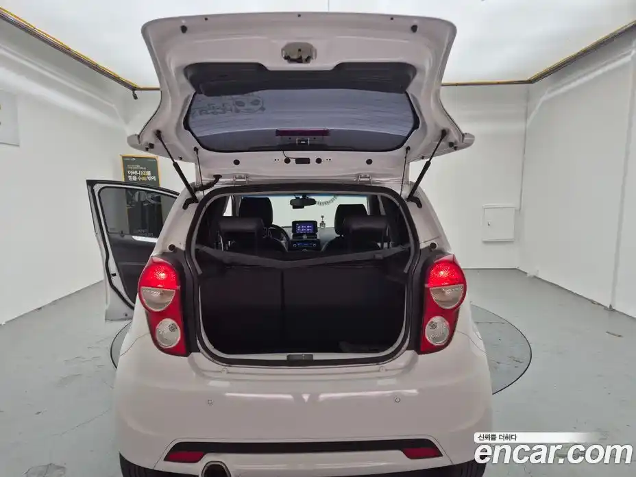 Chevrolet Spark 2014 1.0 Автомат в Москве № 540675, фото 14