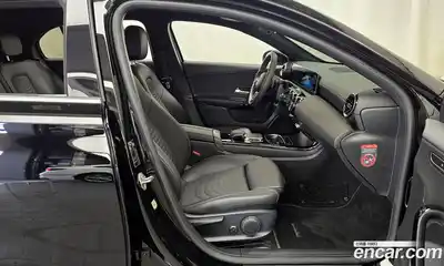 Mercedes-Benz A-Class 2020 2.0 Автомат в Москве № 542133, миниатюра 11