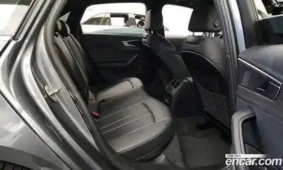 Audi A4 2019 2.0 Автомат в Москве № 543998, миниатюра 12