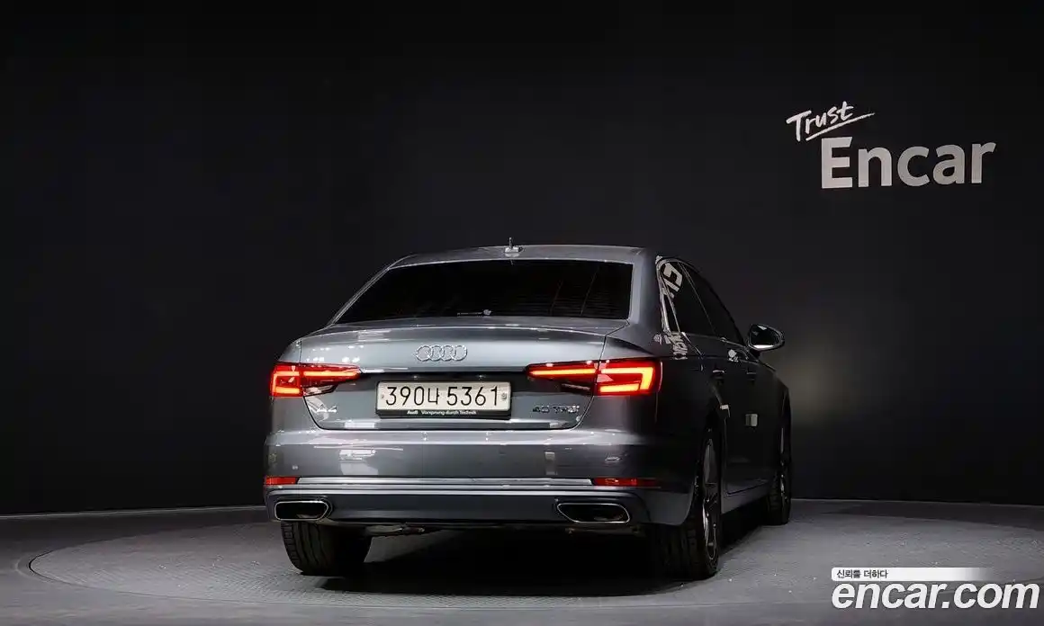 Audi A4 2019 2.0 Автомат в Москве № 543998, фото 4