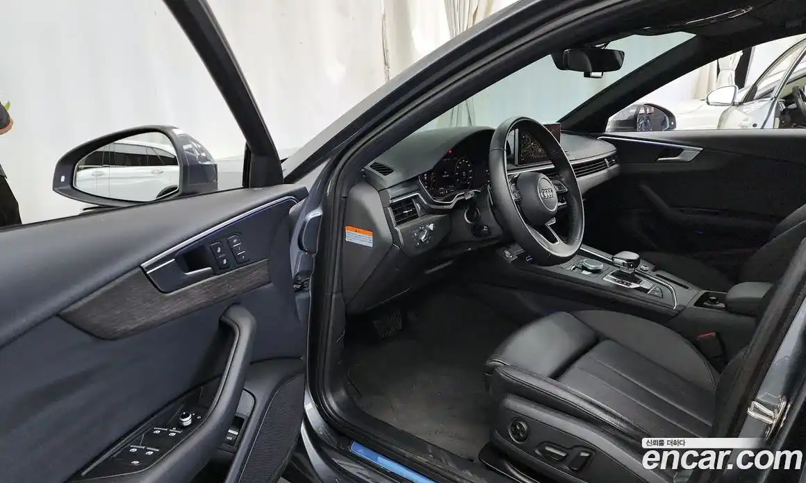 Audi A4 2019 2.0 Автомат в Москве № 543998, фото 10