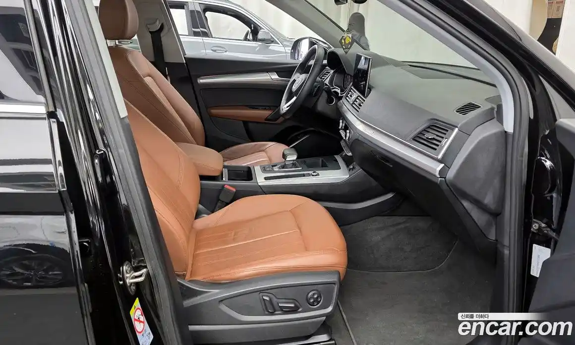 Audi Q5 2021 2.0 Автомат в Москве № 544071, фото 11