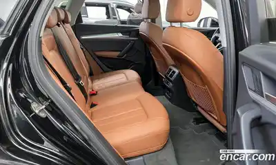 Audi Q5 2021 2.0 Автомат в Москве № 544071, миниатюра 12