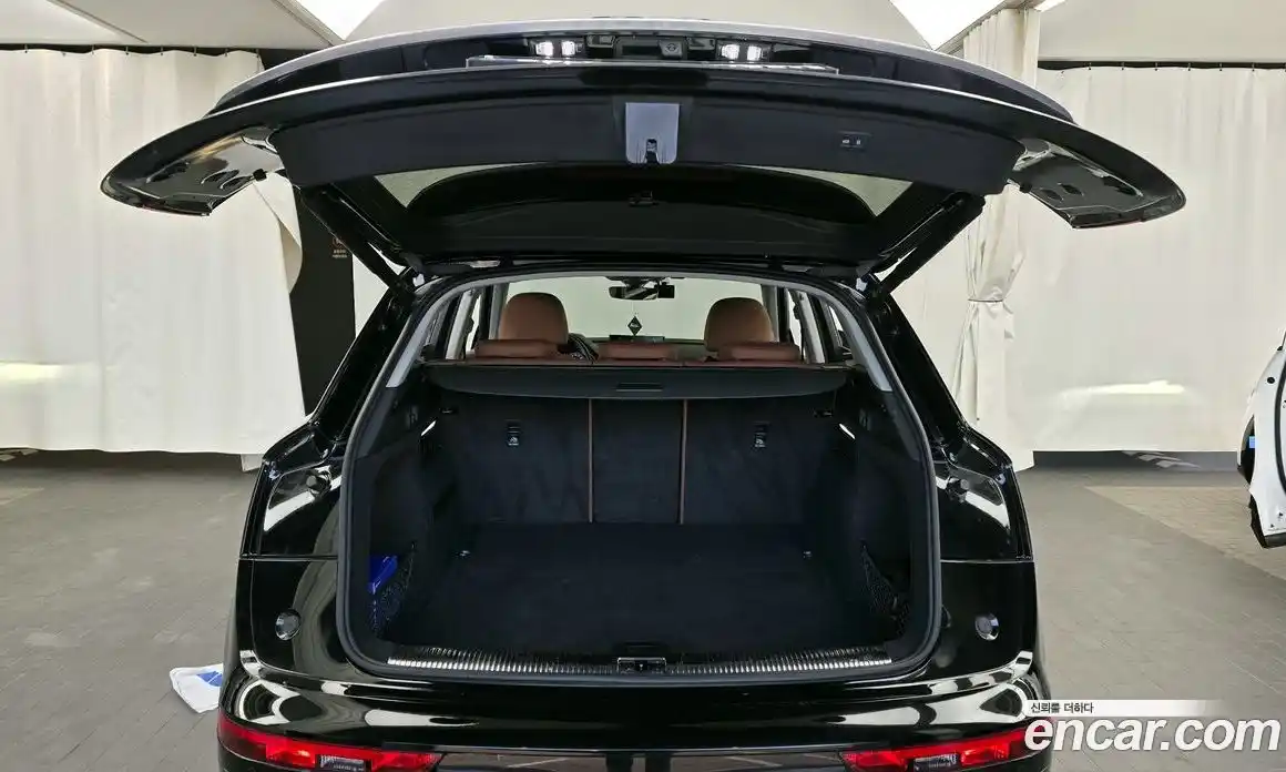 Audi Q5 2021 2.0 Автомат в Москве № 544071, фото 20