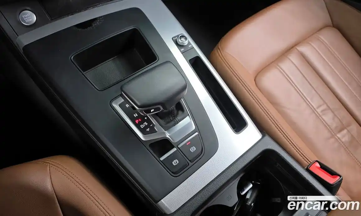 Audi Q5 2021 2.0 Автомат в Москве № 544071, фото 9