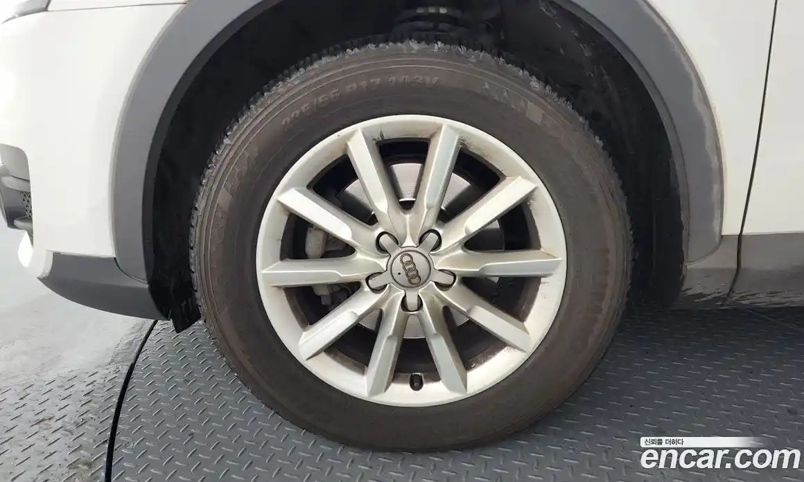 Audi Q3 2015 2.0 Автомат в Москве № 544274, фото 5