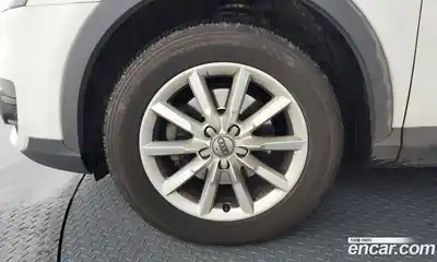 Audi Q3 2015 2.0 Автомат в Москве № 544274, миниатюра 5