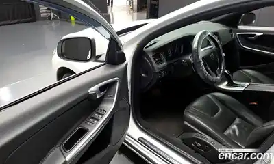 Volvo S60 2014 2.0 Автомат в Москве № 545177, миниатюра 11