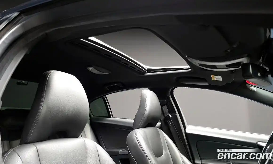 Volvo S60 2014 2.0 Автомат в Москве № 545177, фото 20