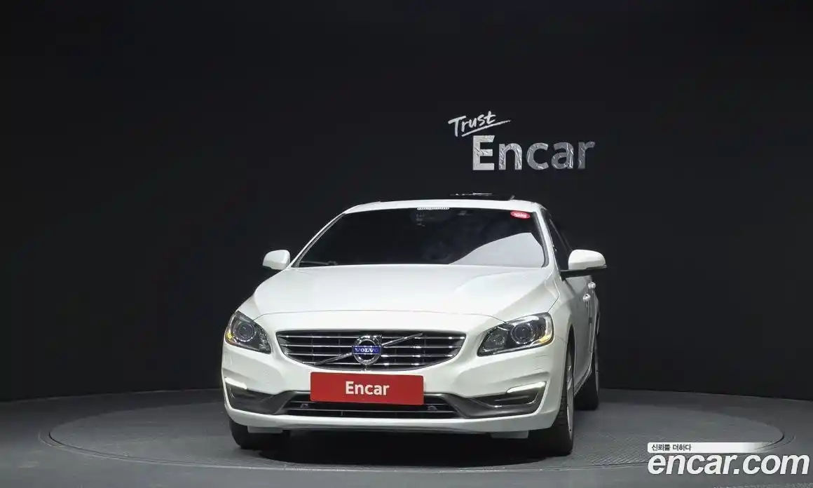 Volvo S60 2014 2.0 Автомат в Москве № 545177, фото 3