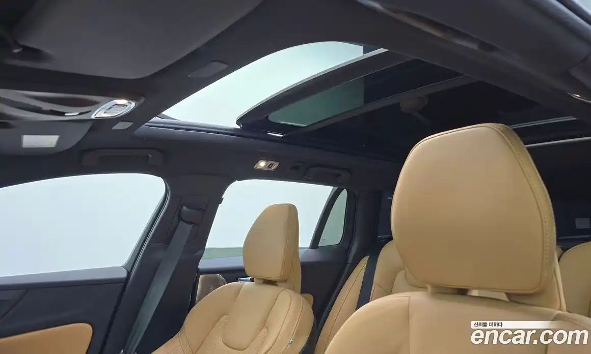 Volvo V60 2022 2.0 Автомат в Москве № 545187, фото 19