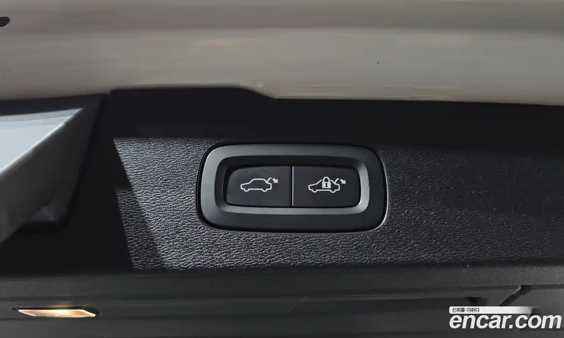 Volvo V60 2022 2.0 Автомат в Москве № 545187, фото 20