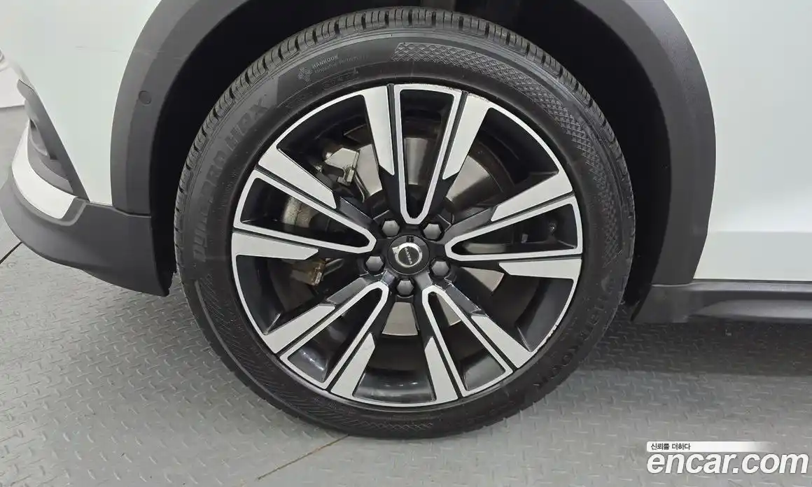 Volvo V60 2022 2.0 Автомат в Москве № 545187, фото 5