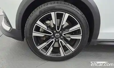 Volvo V60 2022 2.0 Автомат в Москве № 545187, миниатюра 5