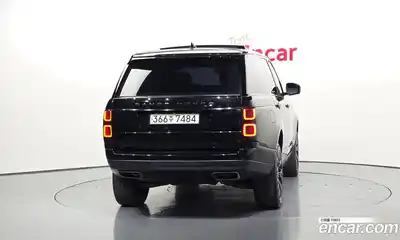 Land Rover Range-Rover 2019 4.4 Автомат в Москве № 546263, миниатюра 4