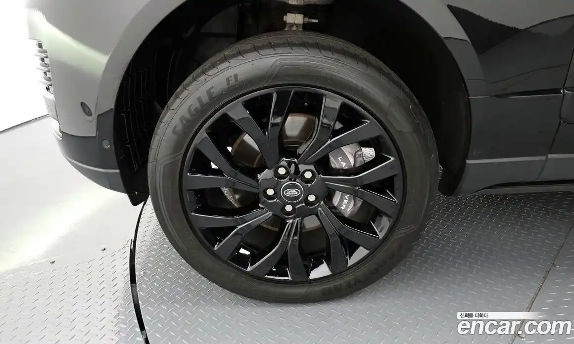 Land Rover Range-Rover 2019 4.4 Автомат в Москве № 546263, фото 5