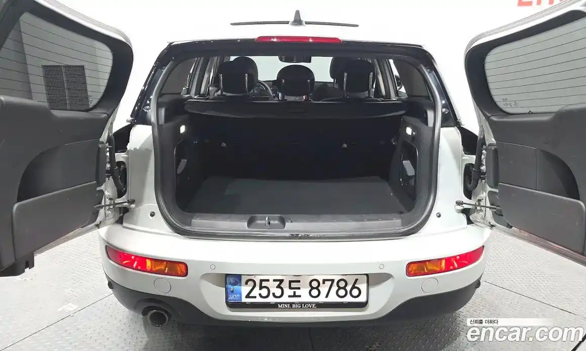 Mini Clubman 2023 1.5 Автомат в Москве № 546364, фото 19