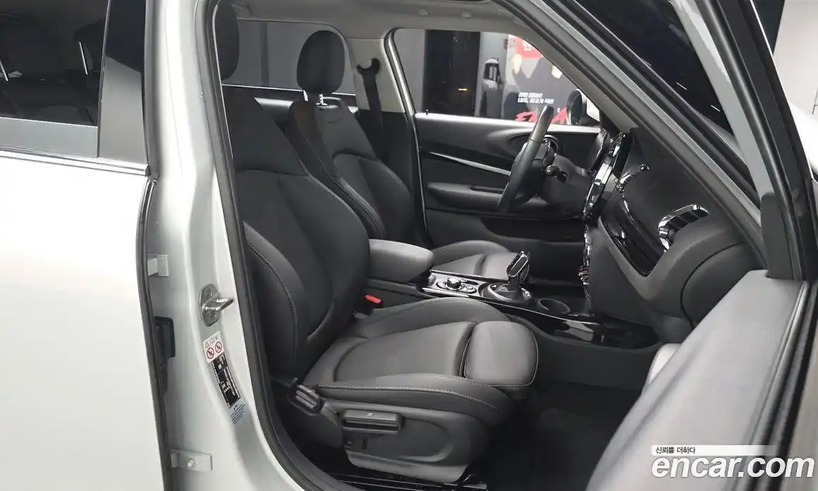 Mini Clubman 2023 1.5 Автомат в Москве № 546364, фото 9