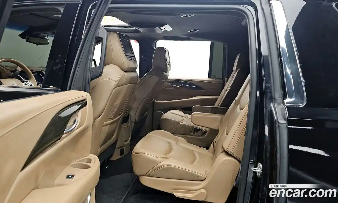 Cadillac Escalade 2018 6.2 Автомат в Москве № 548096, фото 11