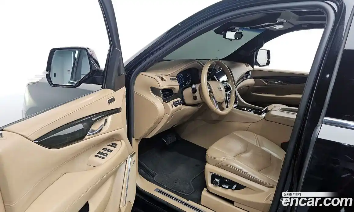 Cadillac Escalade 2018 6.2 Автомат в Москве № 548096, фото 10