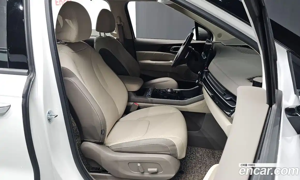 Kia Canival 2024 2.2 Автомат в Москве № 55790, фото 16