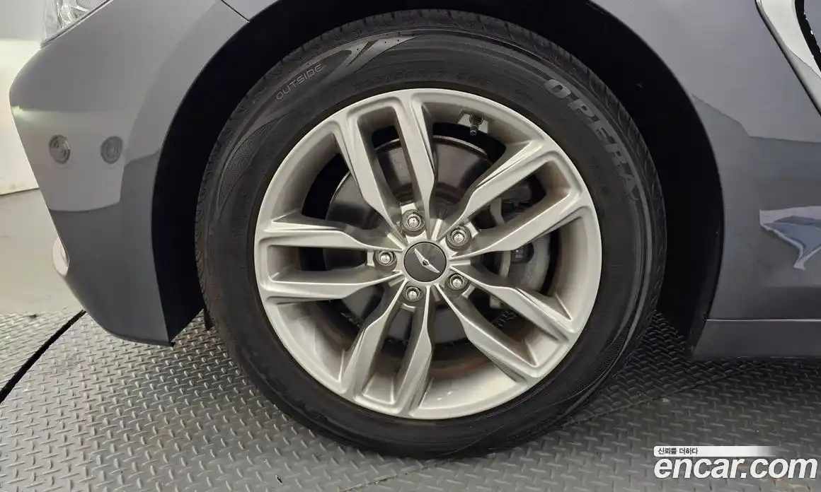 Genesis G70 2018 2.2 Автомат в Москве № 57072, фото 13