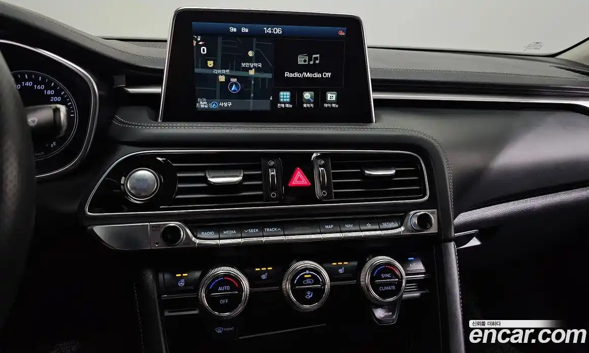 Genesis G70 2018 2.2 Автомат в Москве № 57072, фото 16