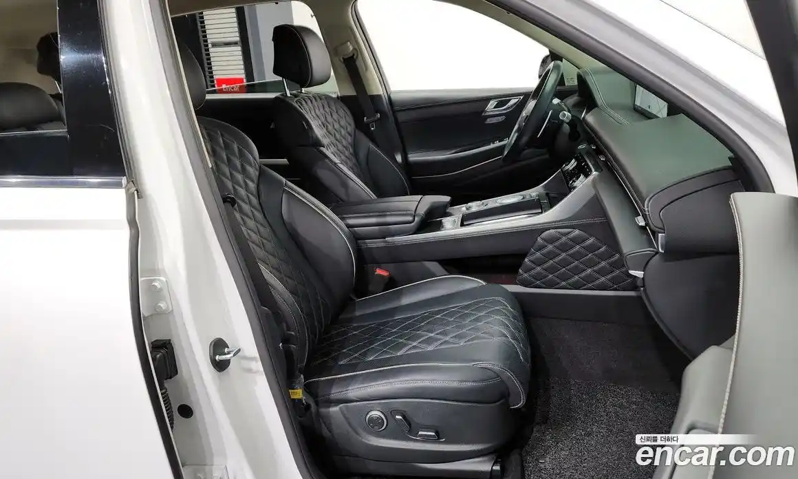 Genesis GV80 2022 2.5 Автомат в Москве № 57382, фото 15