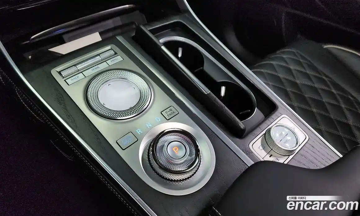 Genesis GV80 2022 2.5 Автомат в Москве № 57382, фото 10