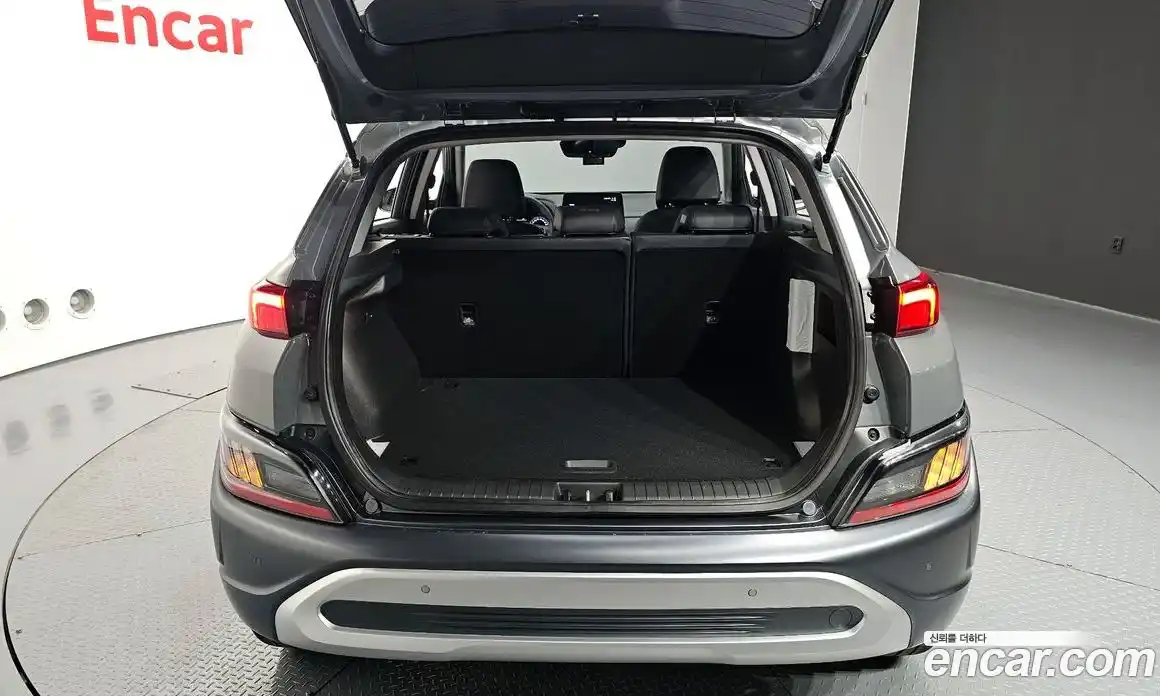 Hyundai Kona 2021 1.6 Автомат в Москве № 5965, фото 20