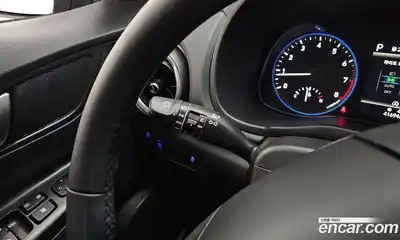 Hyundai Kona 2021 1.6 Автомат в Москве № 5965, миниатюра 6