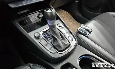 Hyundai Kona 2021 1.6 Автомат в Москве № 5965, миниатюра 7