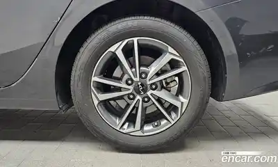 Kia K3 2023 1.6 Автомат в Москве № 60333, миниатюра 2