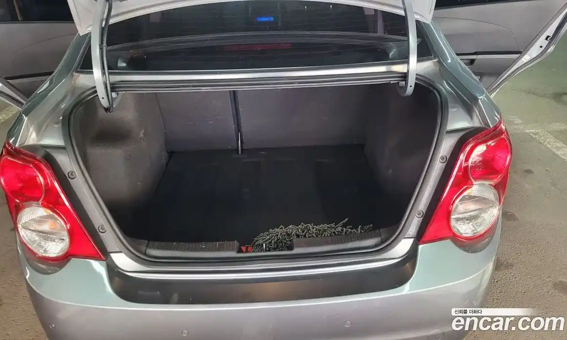 Chevrolet Aveo 2013 1.6 Автомат в Москве № 63120, фото 13