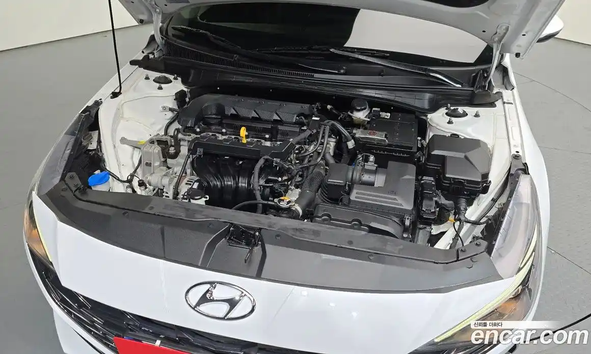 Hyundai Avante 2022 1.6 Автомат в Москве № 7002, фото 14