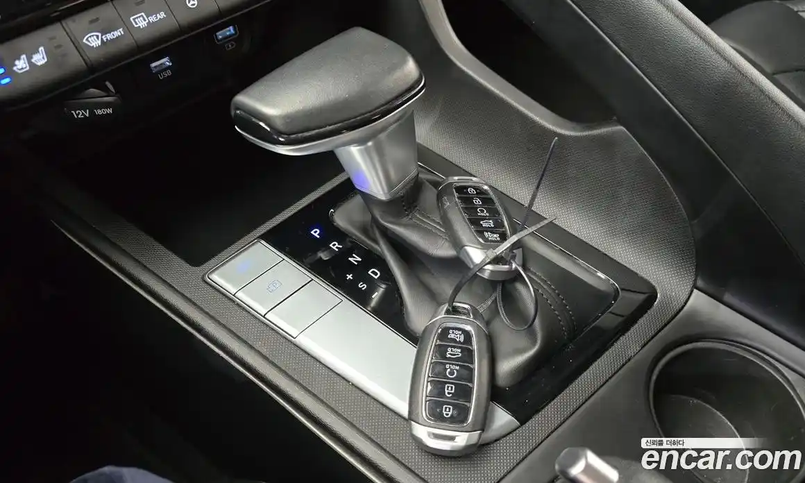 Hyundai Avante 2022 1.6 Автомат в Москве № 7002, фото 16