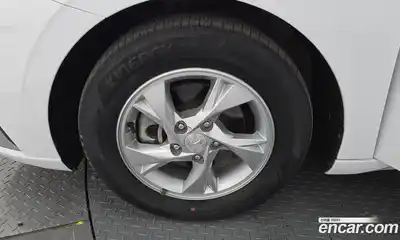 Hyundai Avante 2022 1.6 Автомат в Москве № 7002, миниатюра 8